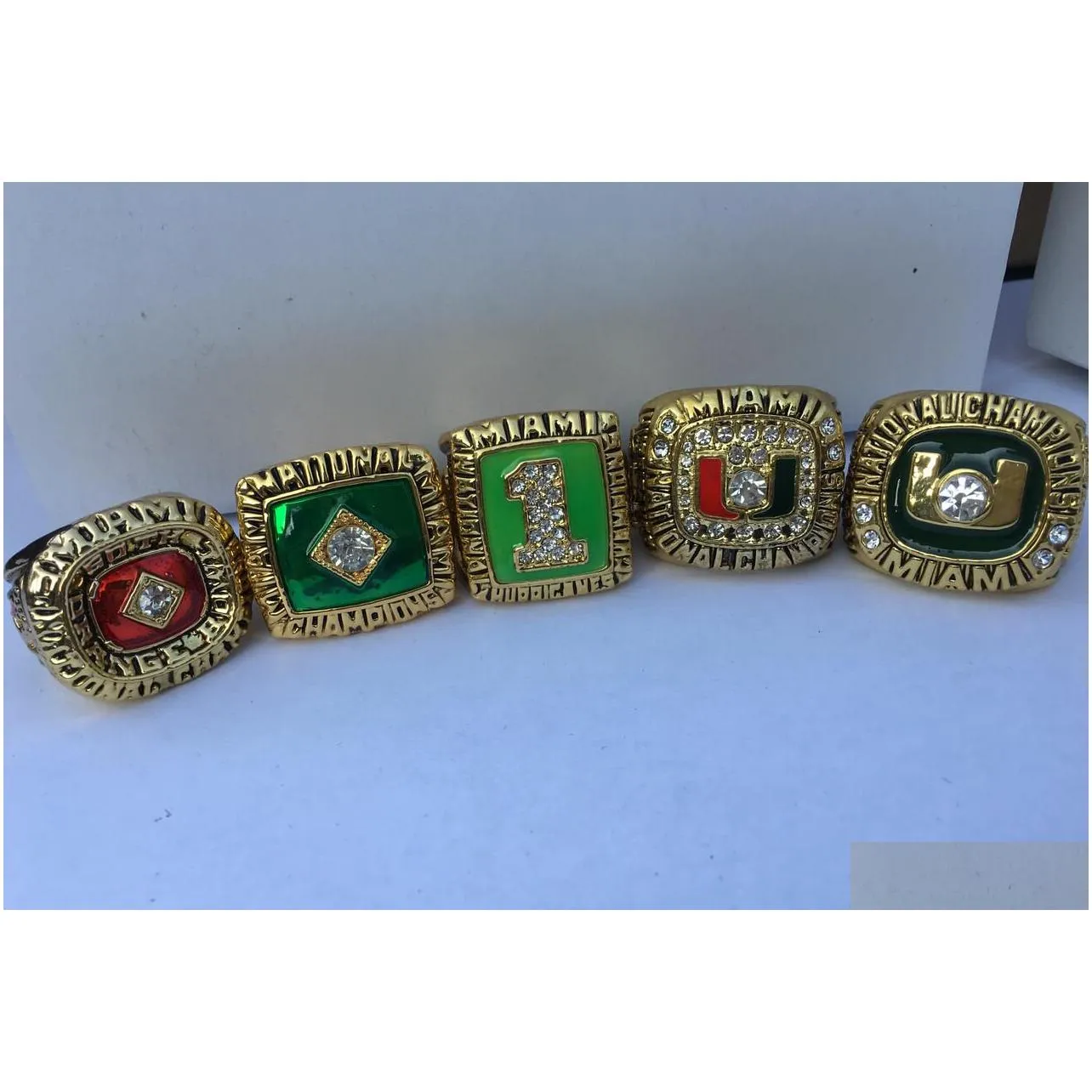 DHgate Cluster Rings 5 Pcs 2024 2025 2027 2029 2031 Miami Hurricanes National Championship Rings Set with Wooden Display Case Fan Gift Jewelry