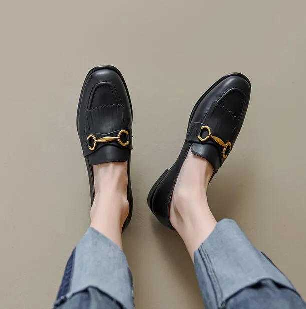 Brown Black Tassel Fringe Loafers Women Fashion 2023 Metal Buckle Driving Boats Men Lazy Flats