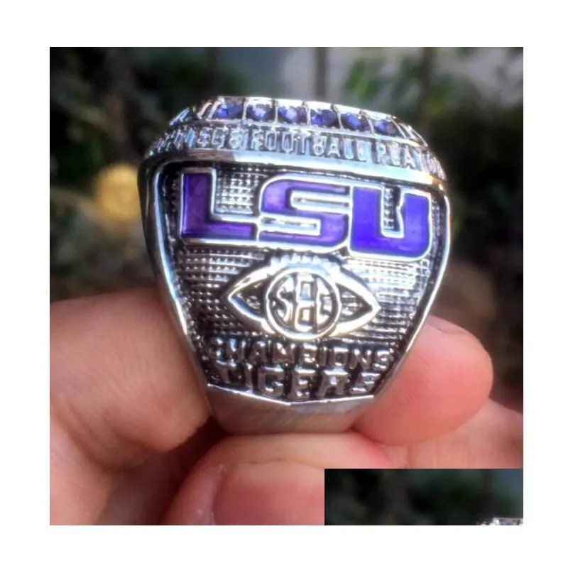 Cluster Rings Lsu Tiger S Orgeron Nationals Sec Team Champions Championship Ring With Wooden Box Souvenir Men Fan Gift Wholesal Drop D Dh0Zq