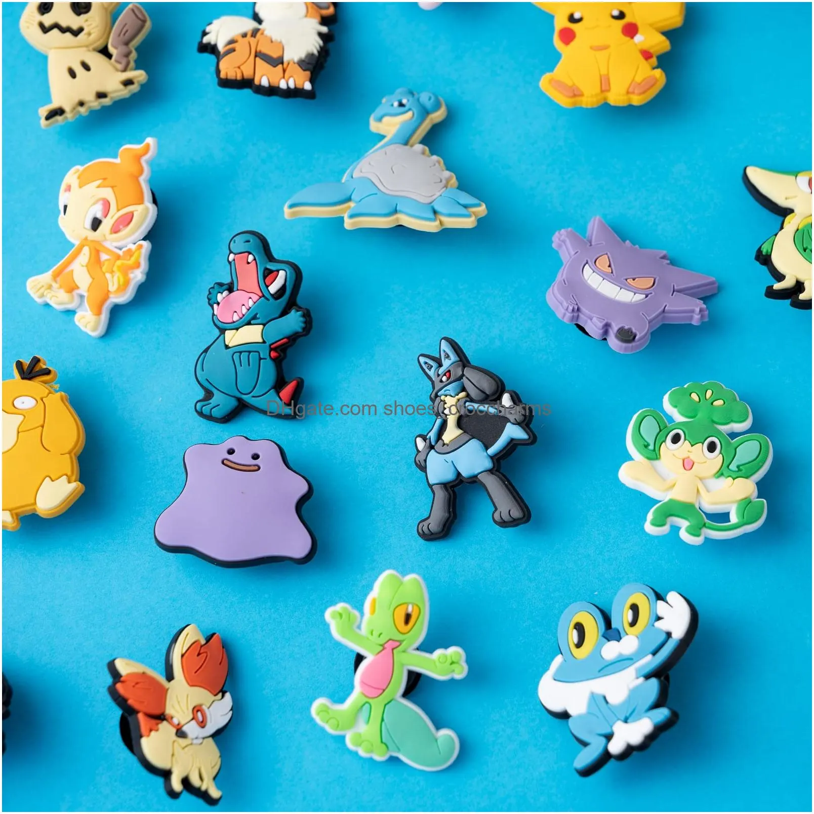 shoe decoration charms for clog sandals kawaii cartoon shoes pins for kids boy girl party gifts