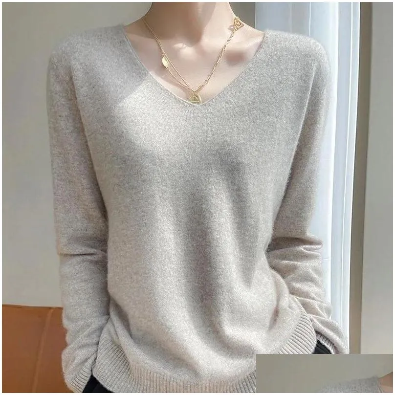 Motorcycle Armor Cashmere Sweater For Women Autumn And Winter Loose Pullover V-neck Versatile Thin Wool Knitted Bottoming