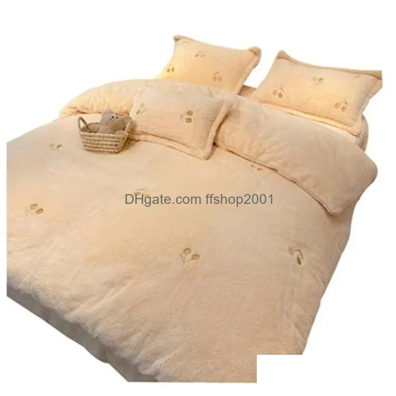 bedding sets winter white milk velvet bed four piece luxury quilt cover autumn plush coral sheet flannel set
