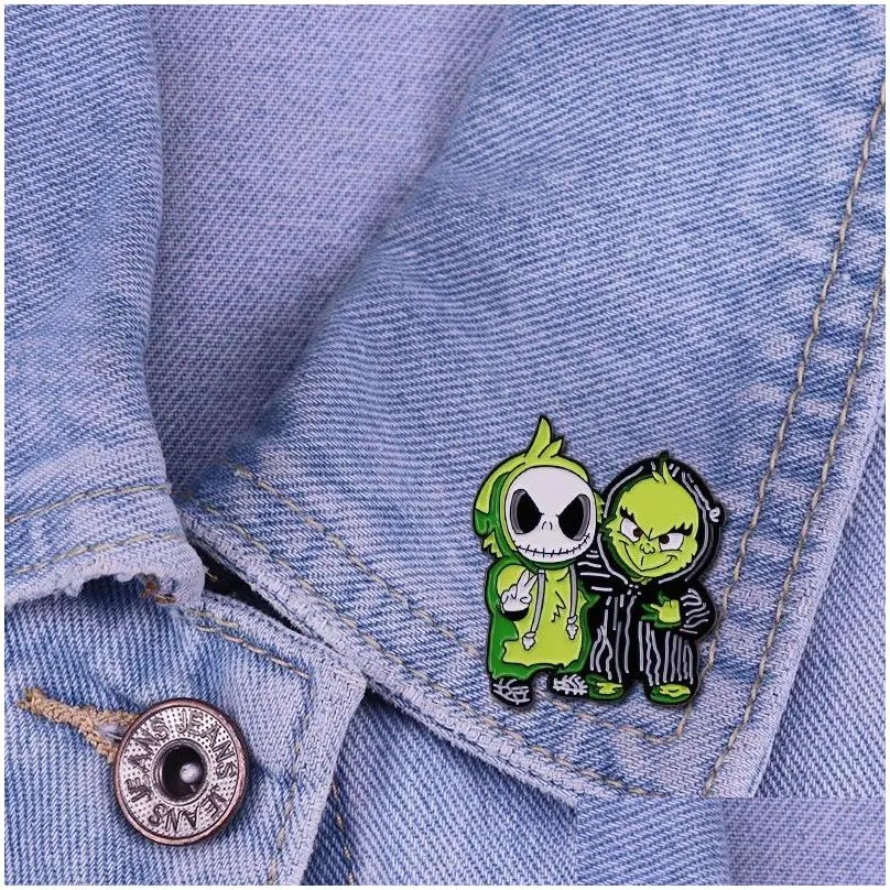 Cartoon green friends pin holloween brooch horror brooch badges