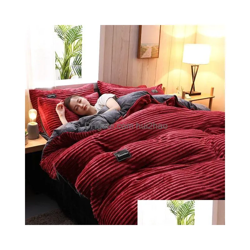 bedding sets winter soft warm red yellow coral magic velvet quilt bed cover set flannel thickening warm duvet queen bedding cover