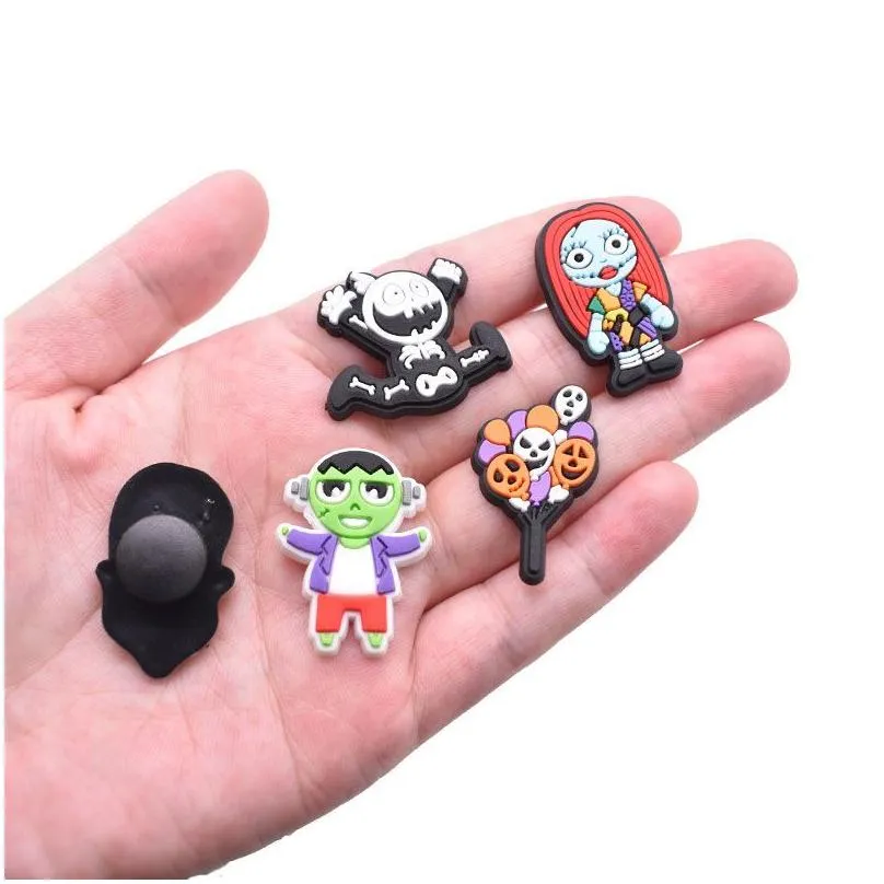 Anime charms Halloween horror pumpkin sally Jack The Nightmare Before Christmas cartoon charms shoe accessories pvc decoration buckle soft rubber clog