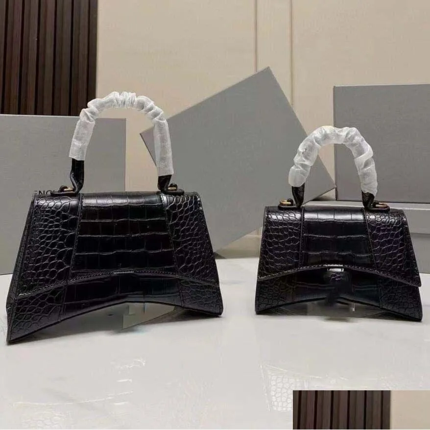 2022 lady shopping bags fashion handbags women totes shoulder cross body half moon luxury genuine leather classic retro purse wallets handle