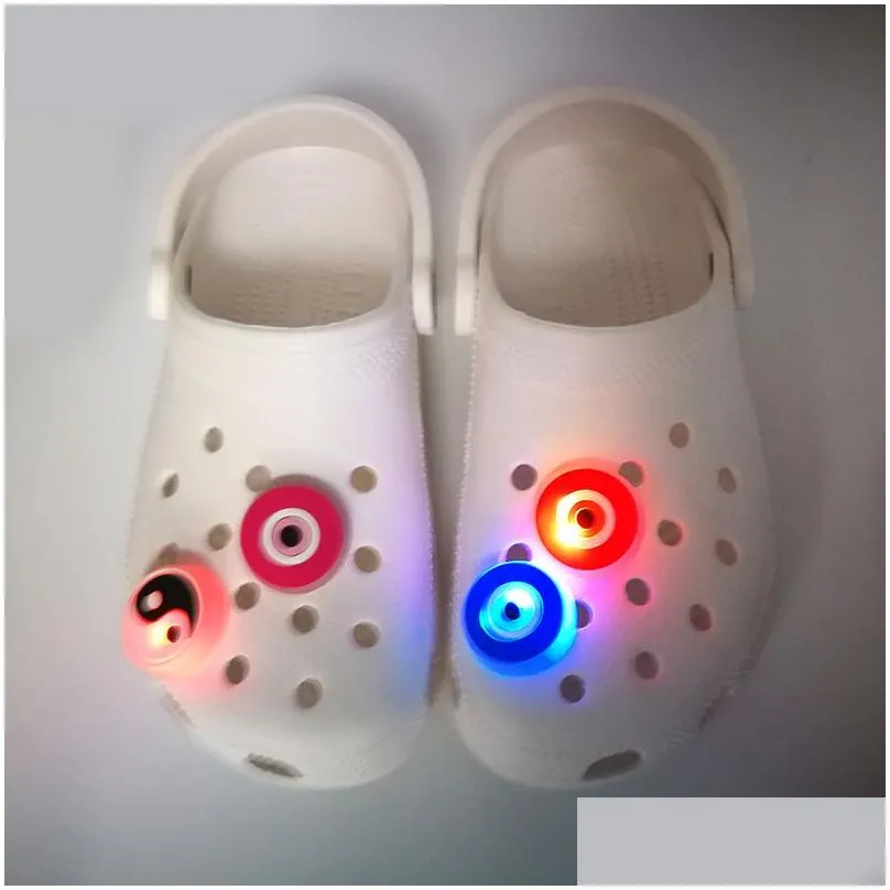 moq 10pcs bad bunny evil eyes glow led lighting croc jibz flashing shoe charms buckles decorations sparkle cool shoe accessories fit women men sandals