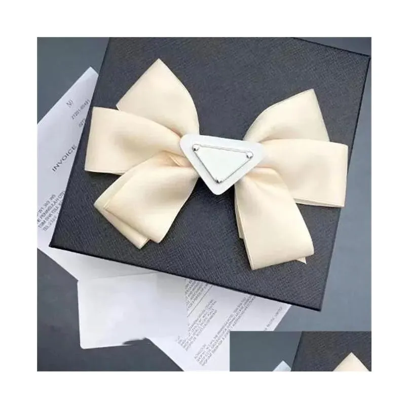 Designer Barrettes Girls Hairpin Classic Letter Hair Clips Luxury Hairclips Fashion Women Bow Headbands Hair Accessories