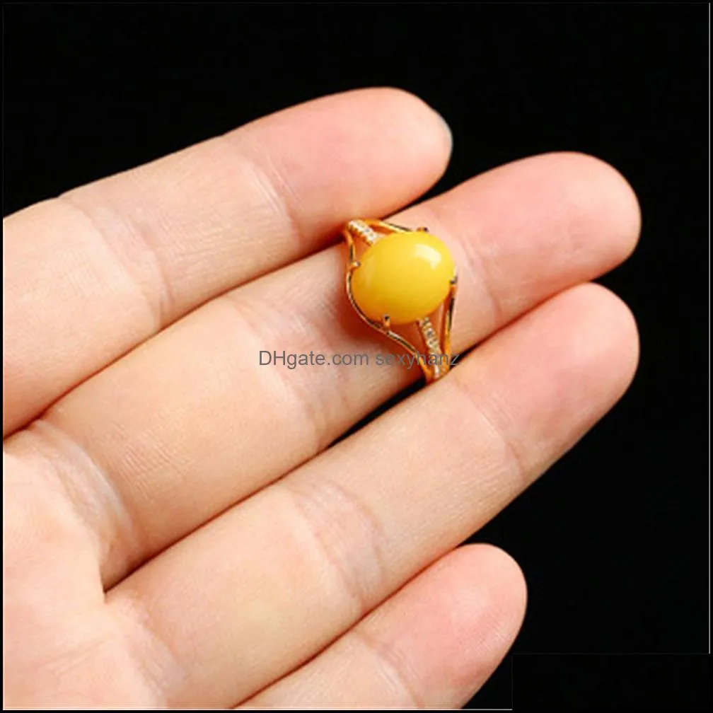 retro classic ethnic style inlaid amber beeswax ring vintage yellow beeswax ring suitable for women jewelry gifts ring