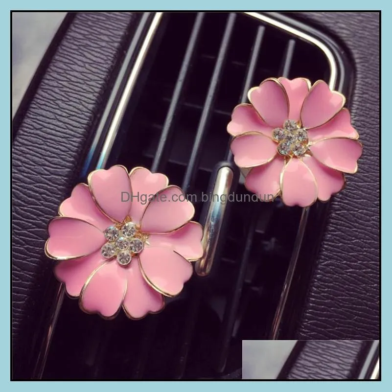 newest car perfume clip home  oil diffuser for car outlet locket clips flower auto air freshener conditioning vent clip