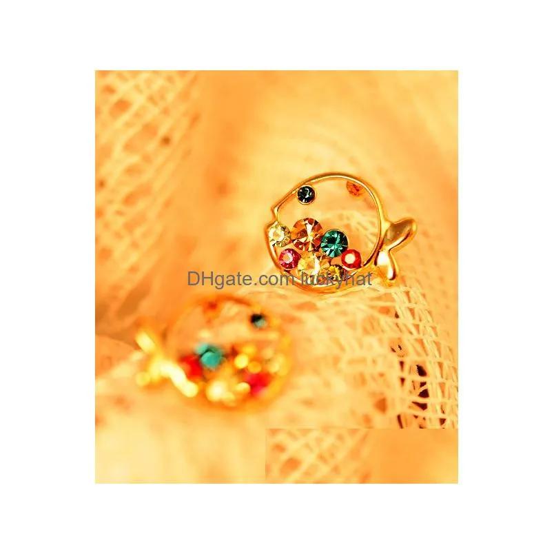 fashion jewelry colorful rhinstone cute fish stud earrings hollow out gold clownfish earrings