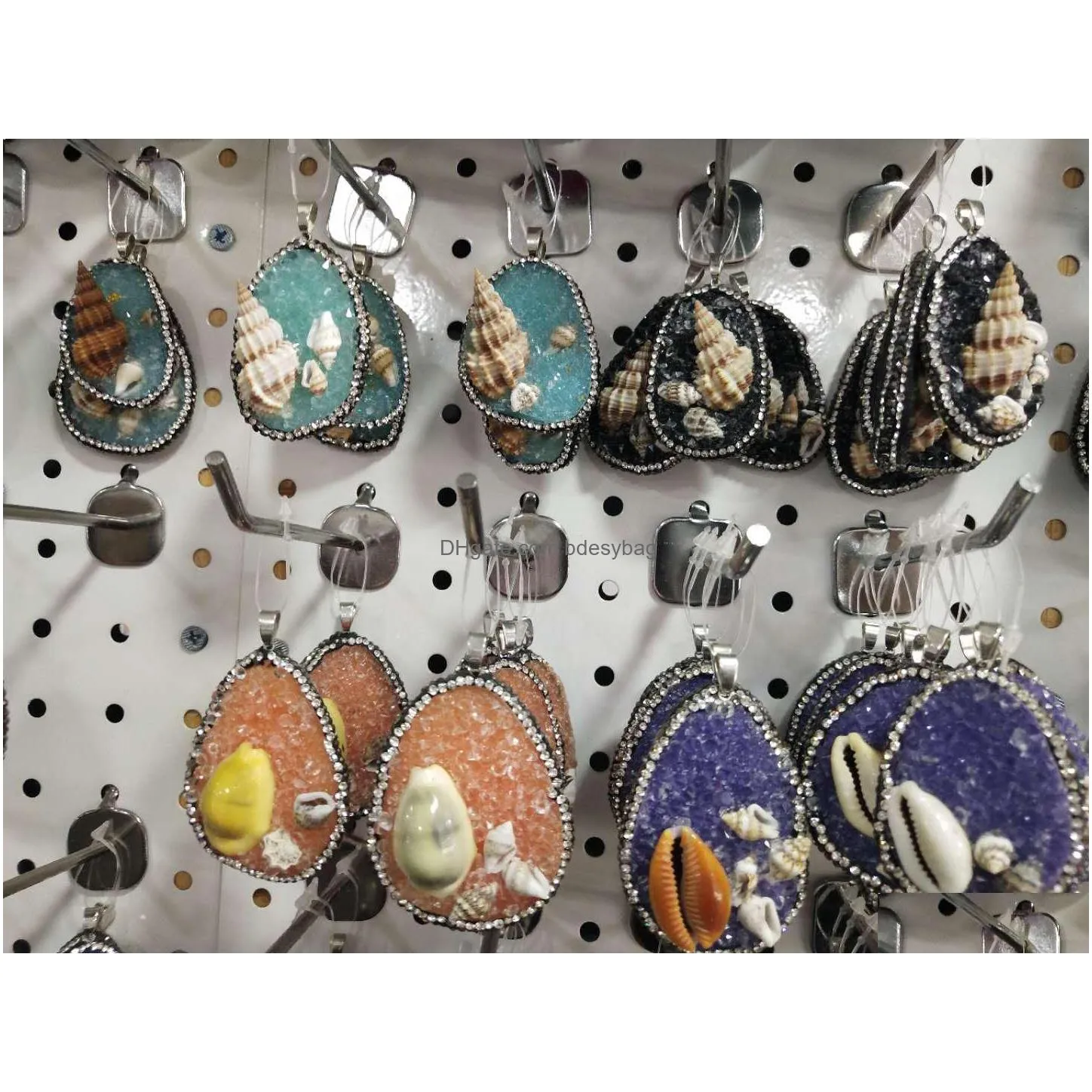 butterfly fish style durzy stone pendant natural gemstone quartz pendants with shell gold plated for necklace women jewelry gifts