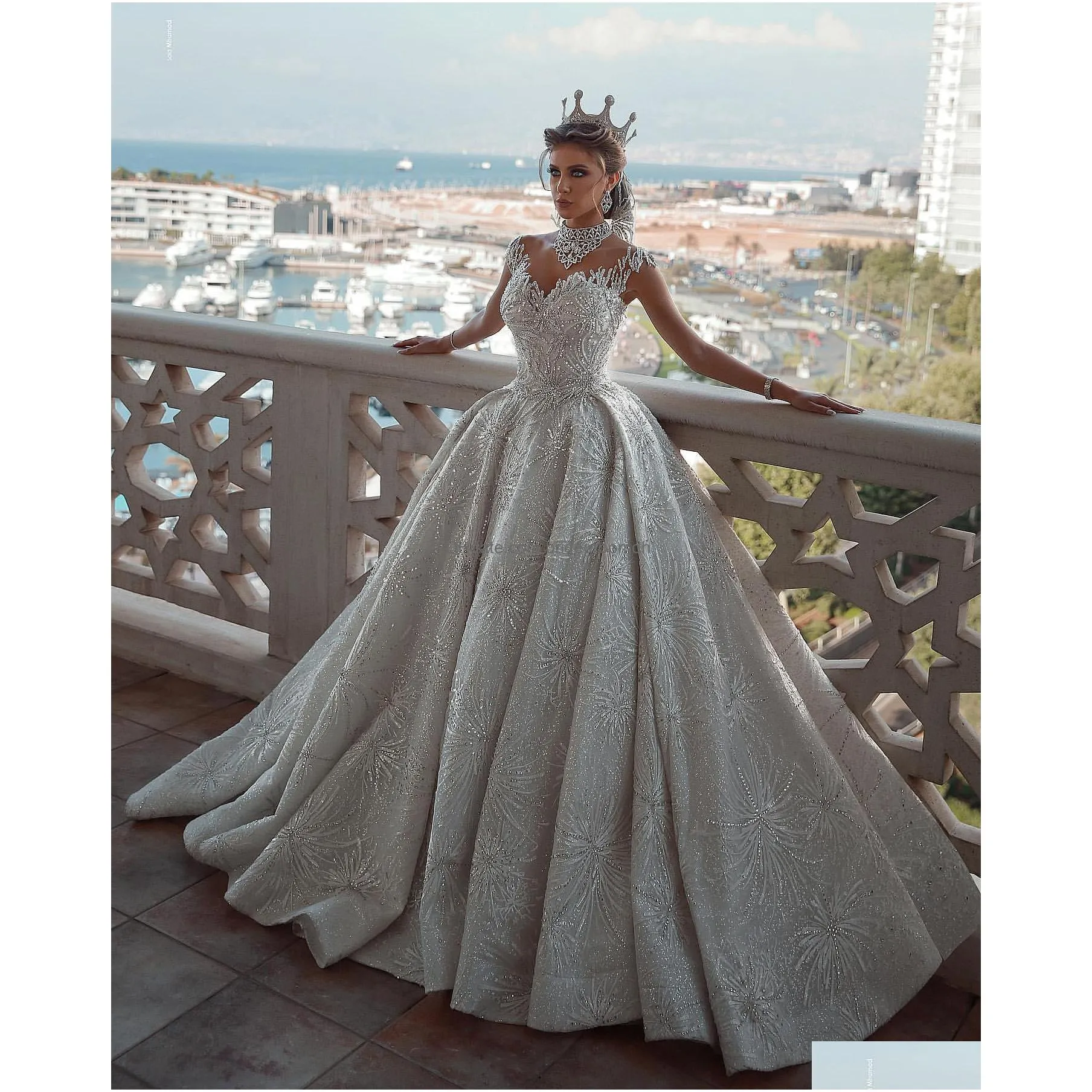 2019 arabic luxurious sparkly sexy wedding dresses sheer neck beaded lace bridal dresses long sleeves vintage wedding gowns zj115