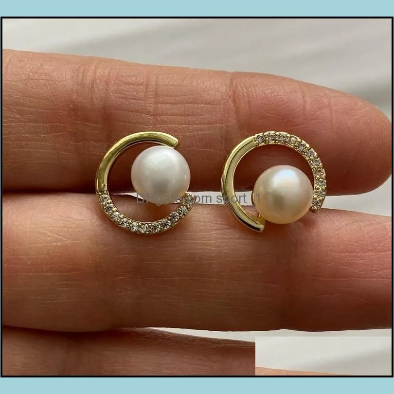 trendy round exquisite pearl round cshaped simple stud earrings for women fashion crystal jewelry 1809 t2