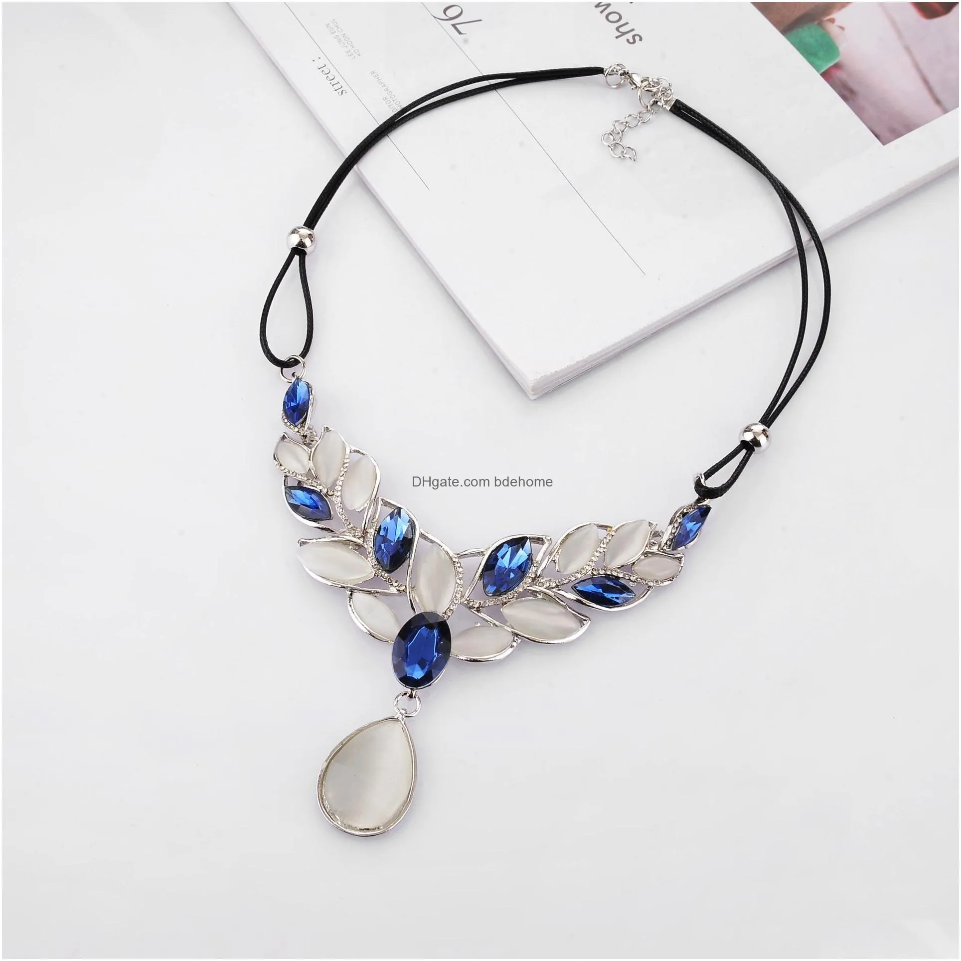 fashion jewelry womens cat eye pendant necklace crystal rhinestone elegant simple double rope necklace