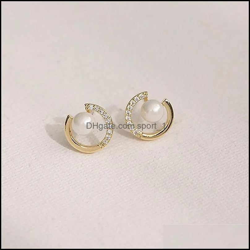 trendy round exquisite pearl round cshaped simple stud earrings for women fashion crystal jewelry 1809 t2