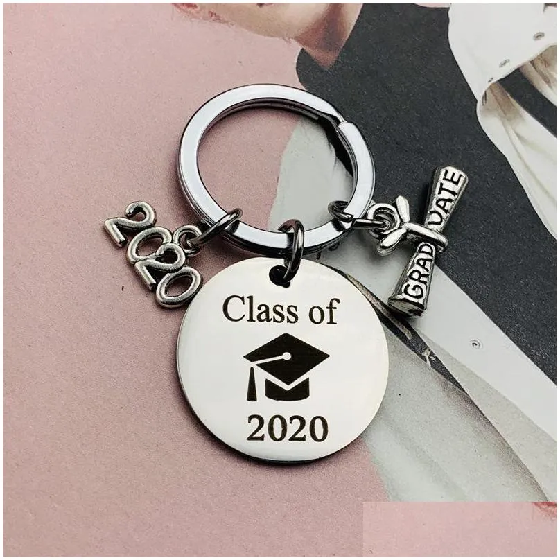 fashion bow keychains stainless steel round graduation hats keyring metal engraved class of key holder party favor 3 5jg e19