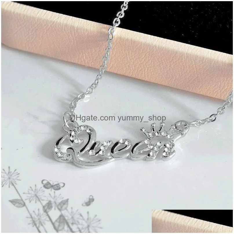 fashion jewelry letter queen pendant necklace rhinstone crown short choker necklaces