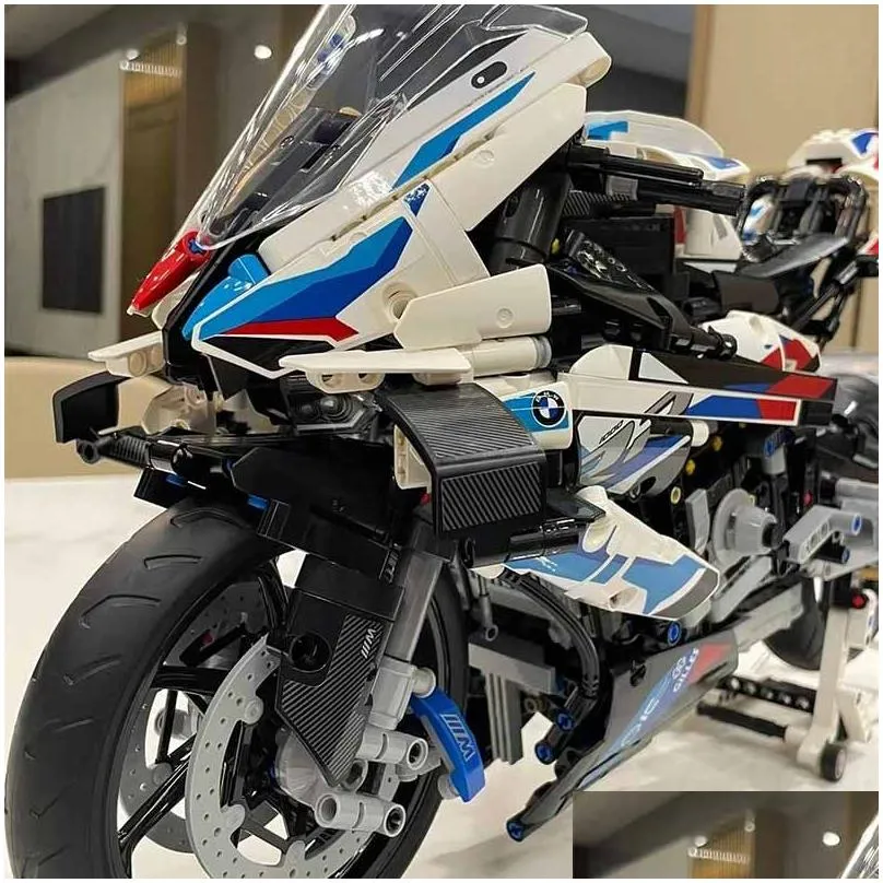 technicial car block m 1000 rr motorcycle type racing vehicle model 1920pcs building blocks brick toys kids birthday gift set compatible with