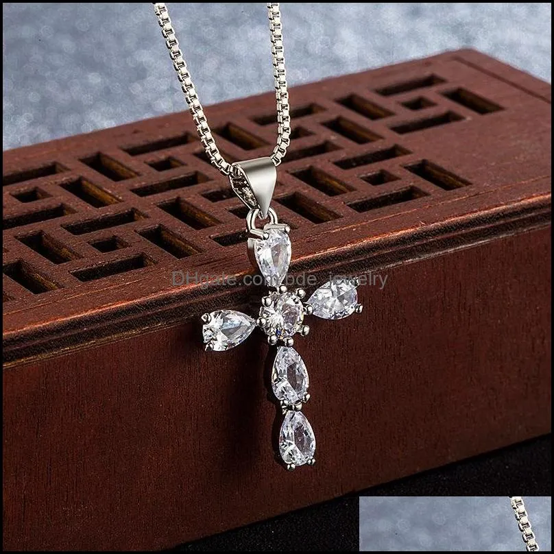 wedding charm ladies noble ladies crystal necklace fashion jewelry classic cross exquisite gift creative cross