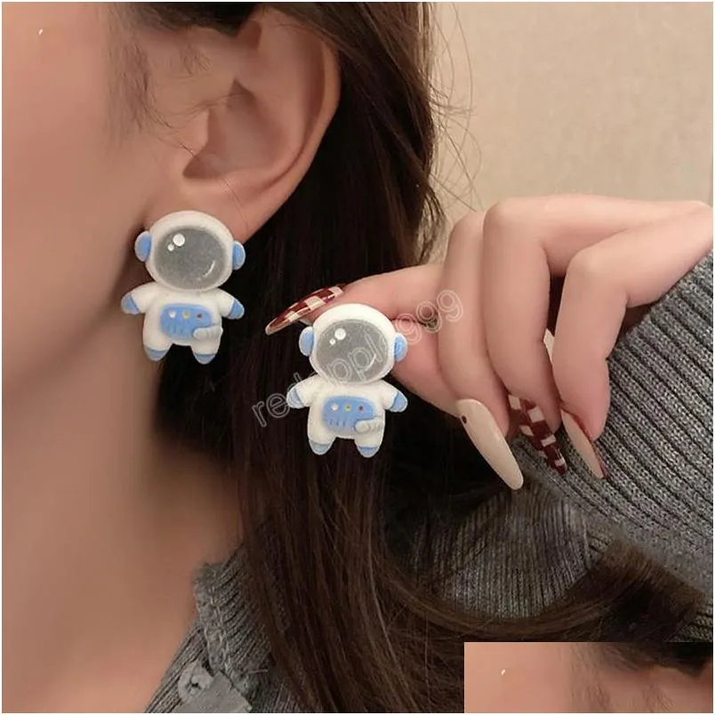 cute astronaut stud earrings for girls women cartoon earring autumn winter trendy jewelry creative gifts