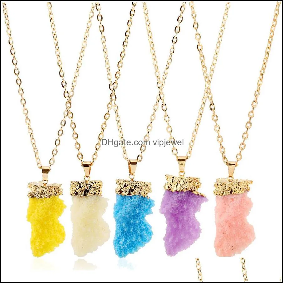 pretty chain necklace geometric triangle crystal gems stones pendant necklaces beautifully plated gold necklace vipjewel