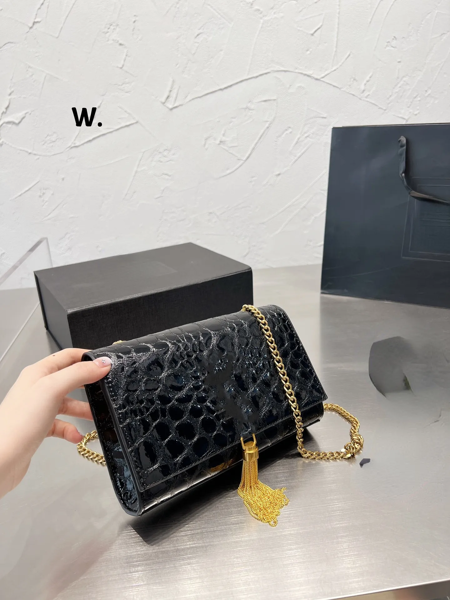 Casual Women Designer Bag Fashion Chain Bag Crocodile Print One Shoulder Bag Luxury Tote Purse Black Tassel Leather 2023