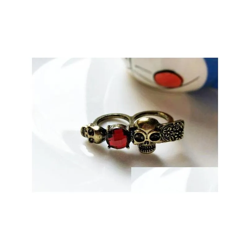 fashion jewelry vintage double finger ring skull ring