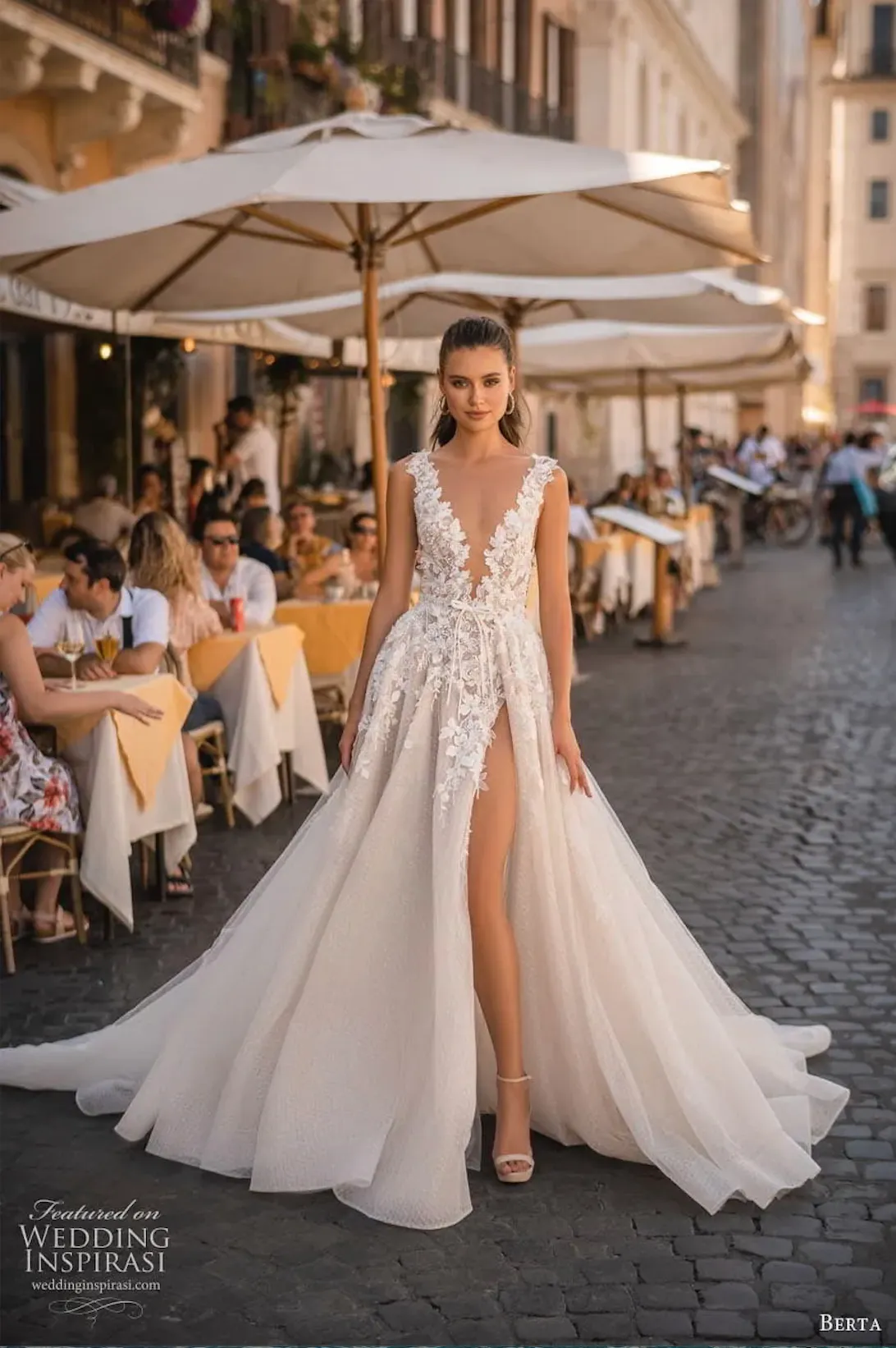 Boho Wedding Dresses 2023, Lace Appliqued V Neck Tulle Country Western Vestido De Novia