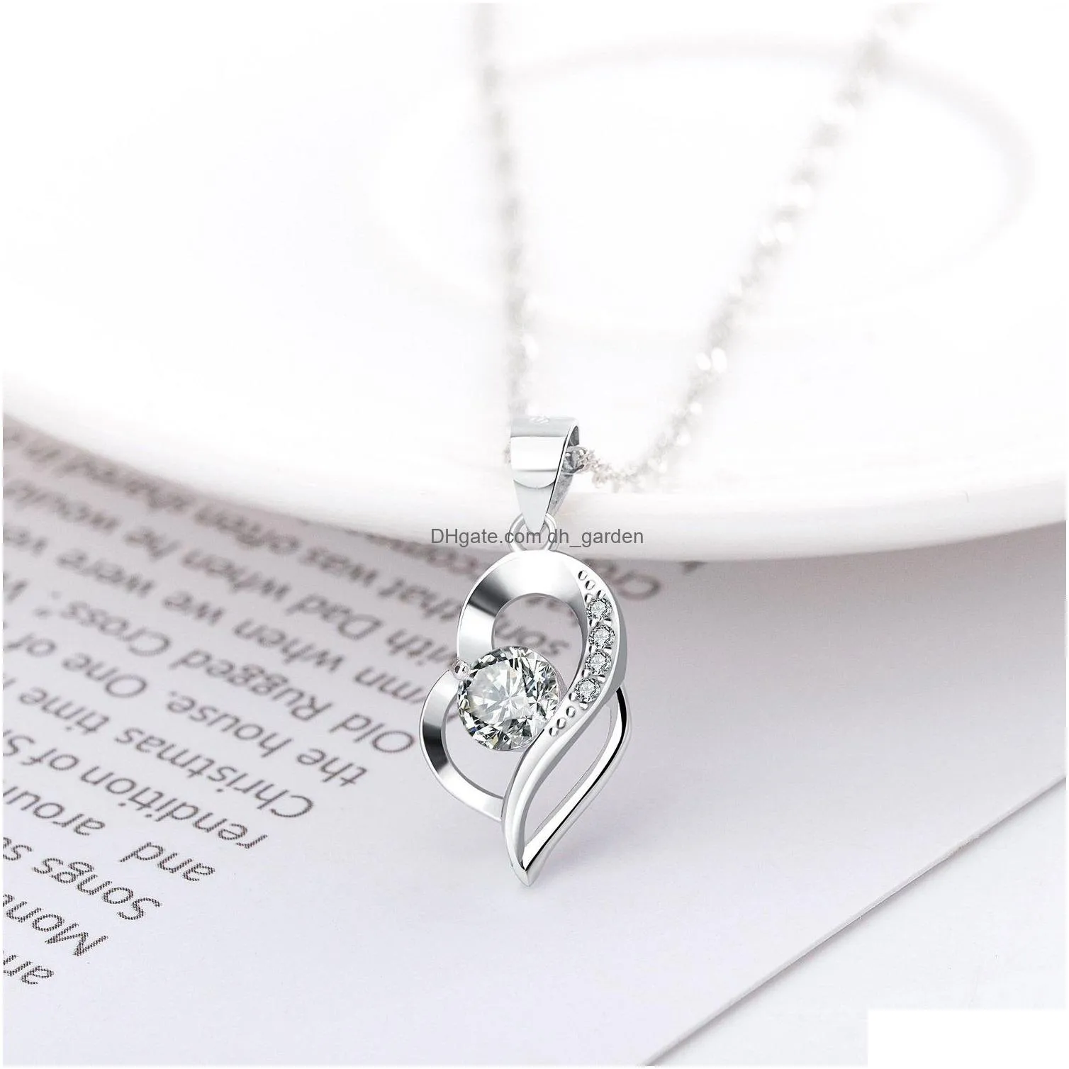 high quality sterling silver heart necklace imitation d color mosang stone heartshaped clover pendant wholesale