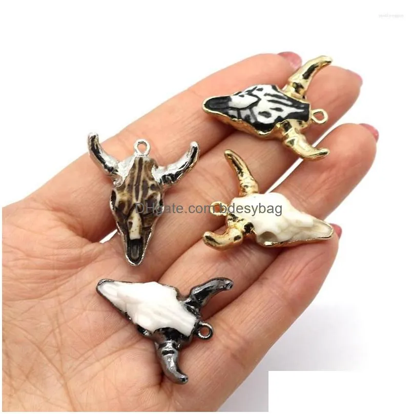 charms resin calf head pendant couple style retro trendy jewelry necklace bracelet accessories hand carved holiday gift 27x31mm