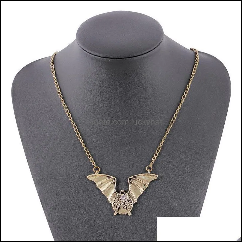 pretty bat necklace pendant gothic necklaces for men and women jewelry vintage bat pendant long chain punk necklace