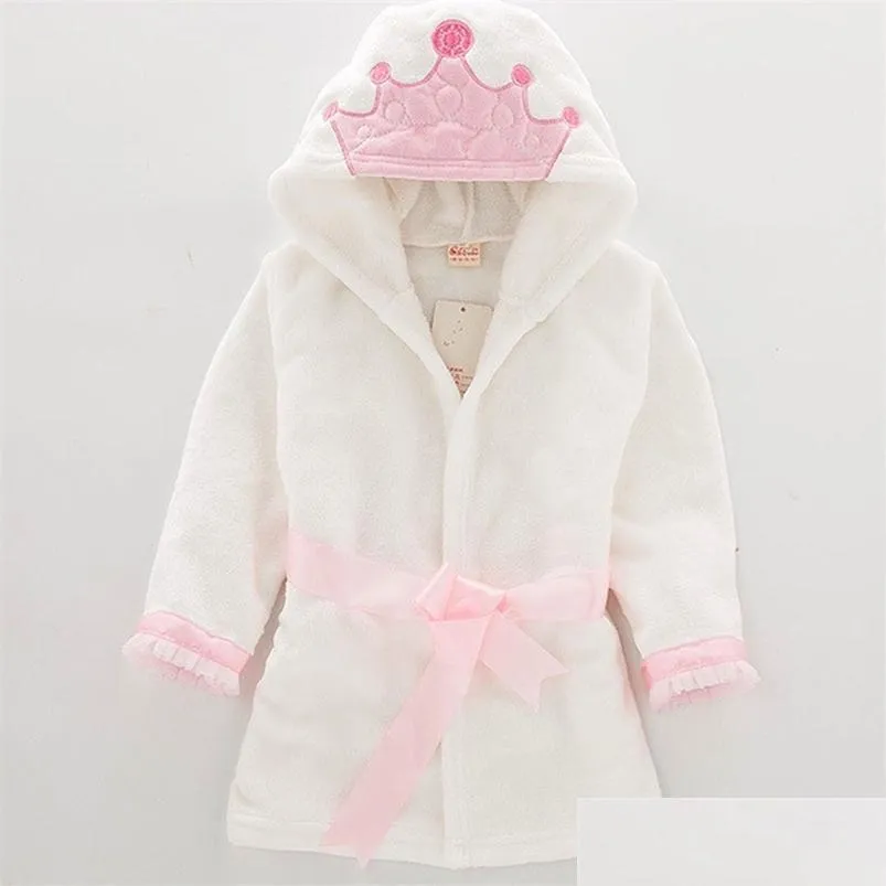 fashion baby boy girl bathrobe childrens flannel crown bathrobe baby boys girl robes baby hooded bath towel kids pajamas 210901