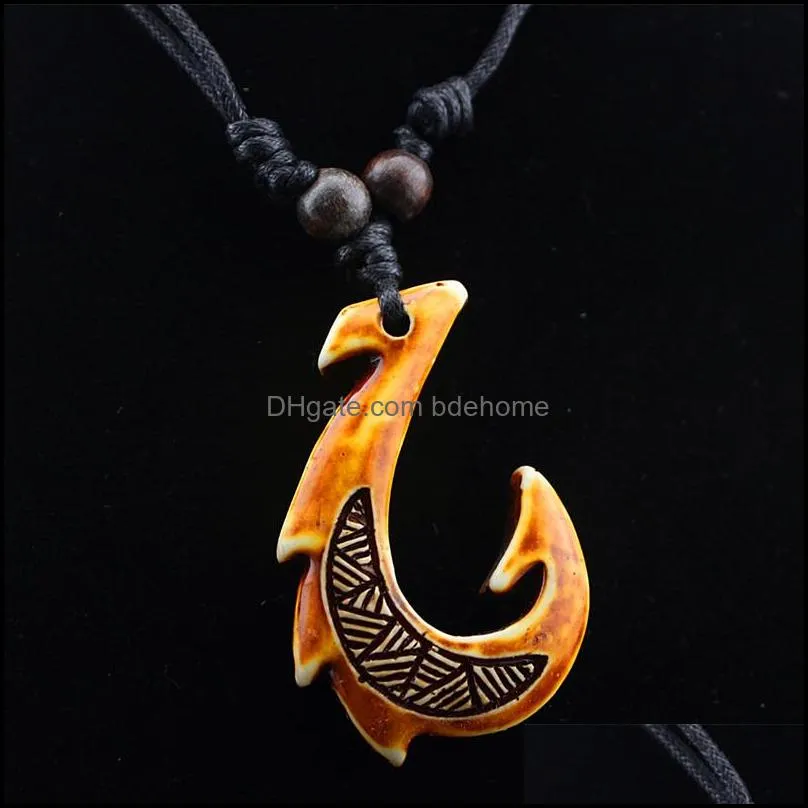  mixed hawaiian jewelry imitation bone carved nz maori fish hook pendant necklace for women men chokers necklaces amulet gift