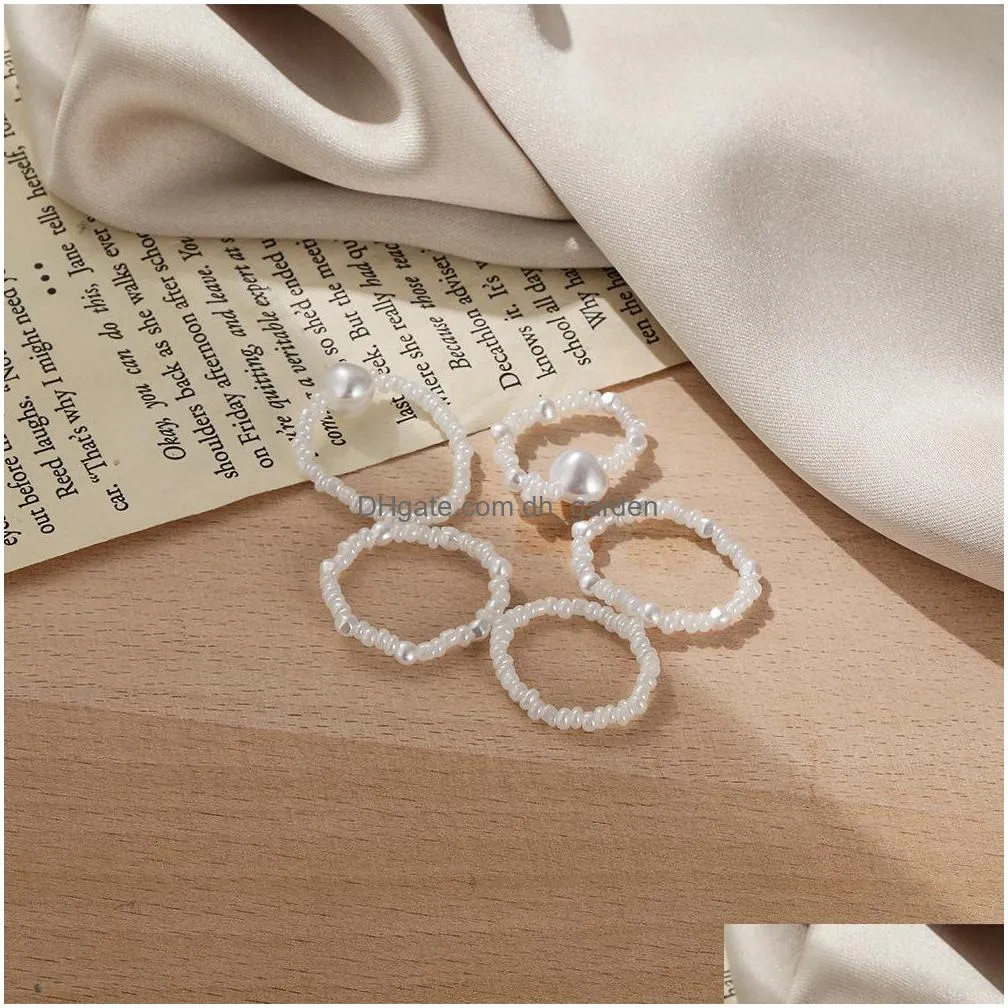 creative retro simple white rice pearl bead wholesale elastic ring 5piece set for women