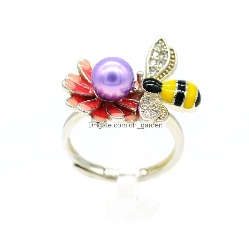 handmade high quality silver plated honeybee ring with 6 mm pearl adjustable for your pearl oyster party