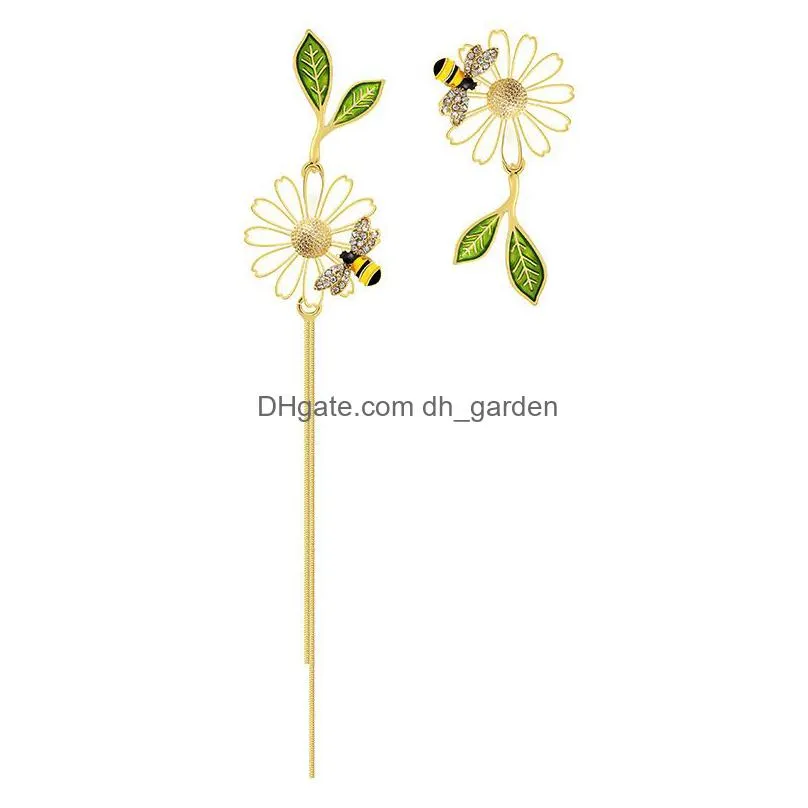 wholesale design sense small daisy dangle chandelier series flower bee painting oil leaf asymmetric long tassel earrings