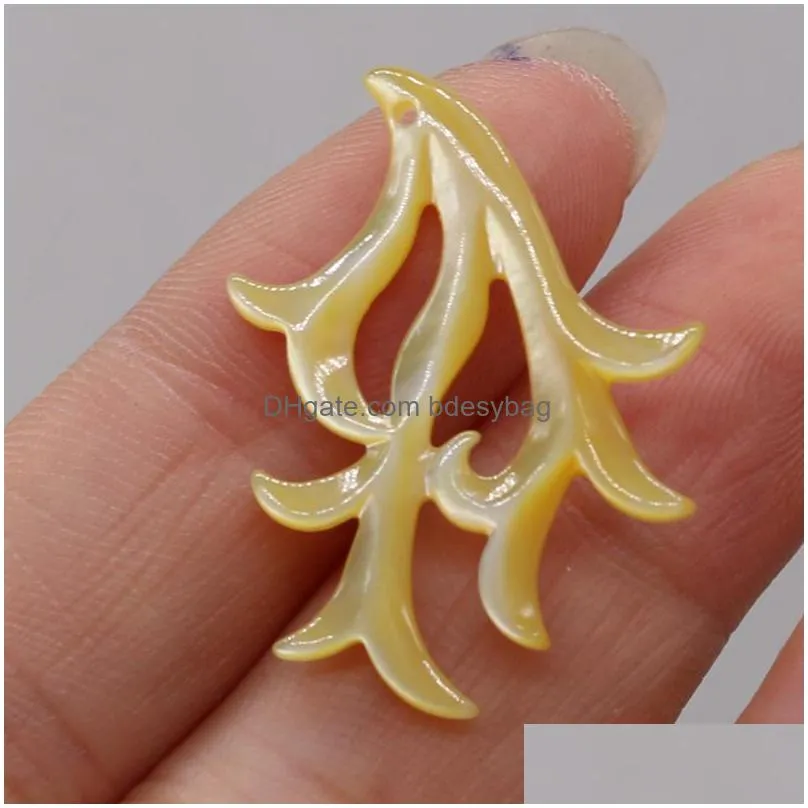 charms natural shell pendant fish shaped mix color exquisite for jewelry making diy bracelet necklace earrings accessoriescharms