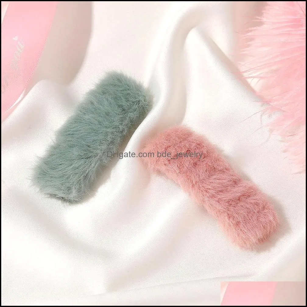 the autumn and winter large square silk burr sweet plush clip clip hairpin bb subnet red bangs clip hairpin broken cute suitable