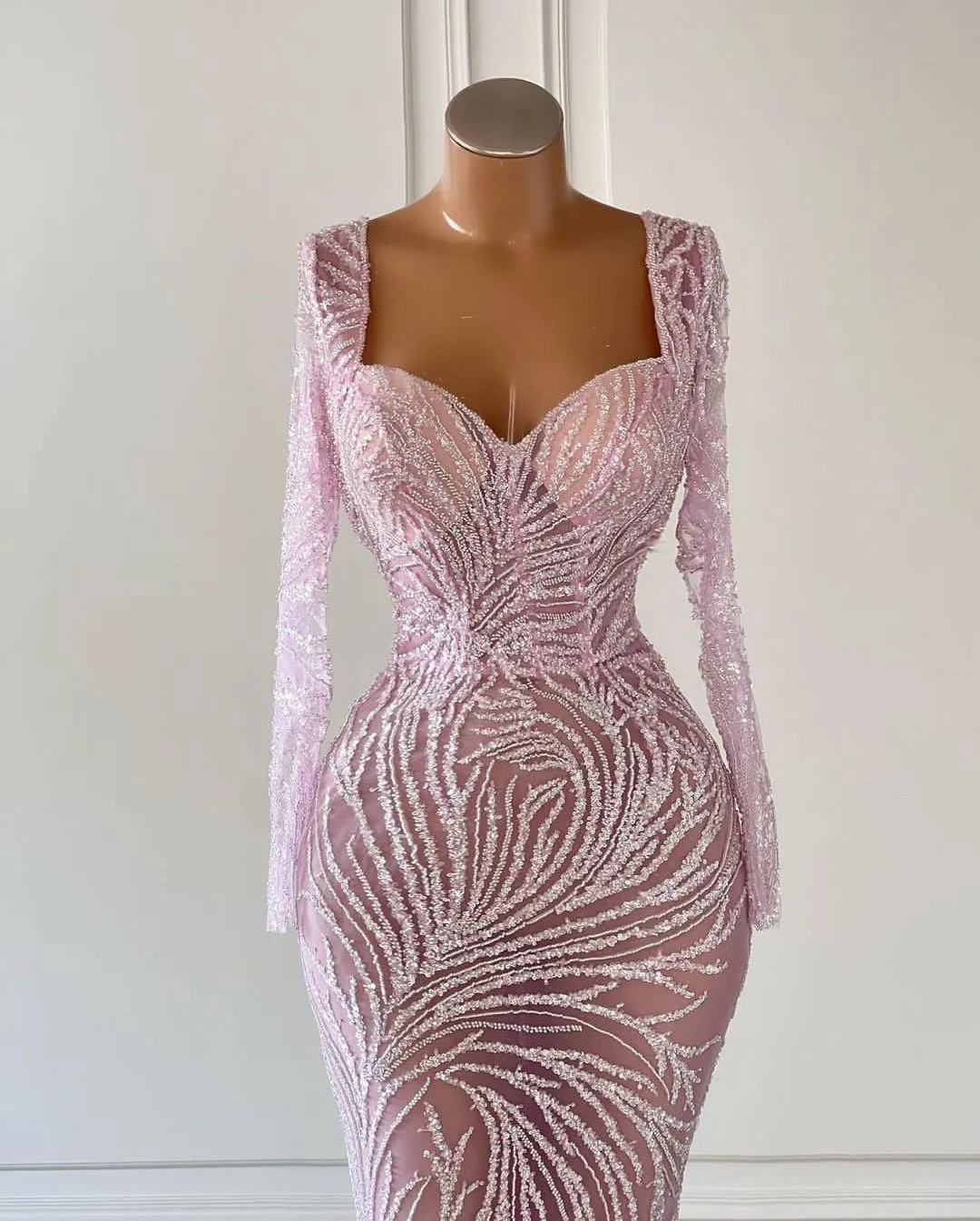 Pink Mermaid Prom Dresses Long Sleeves V Neck 3D Lace Hollow Sexy Appliques Sparkly Sequins Beaded Floor Length Celebrity Evening Dresses Plus Size Custom Made