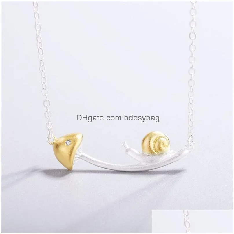 stud earrings sole memory golden snail cute mini  silver color fashion female sea827