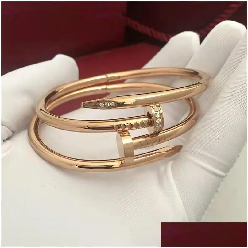 fashion designers bracelets charm bangle jewelry high quality classic mens bracelet non fading jewelrys gift for men and women style nice complimentary box is