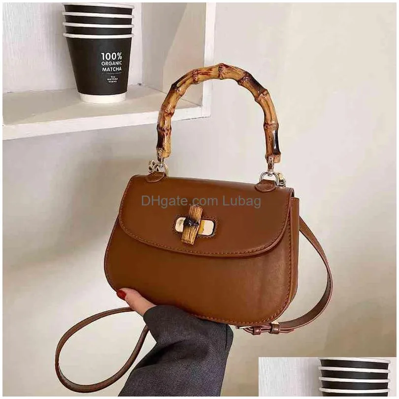 handbag bags womens single messenger hand sense korean version semicircle trend women factory wholesale 70 off
