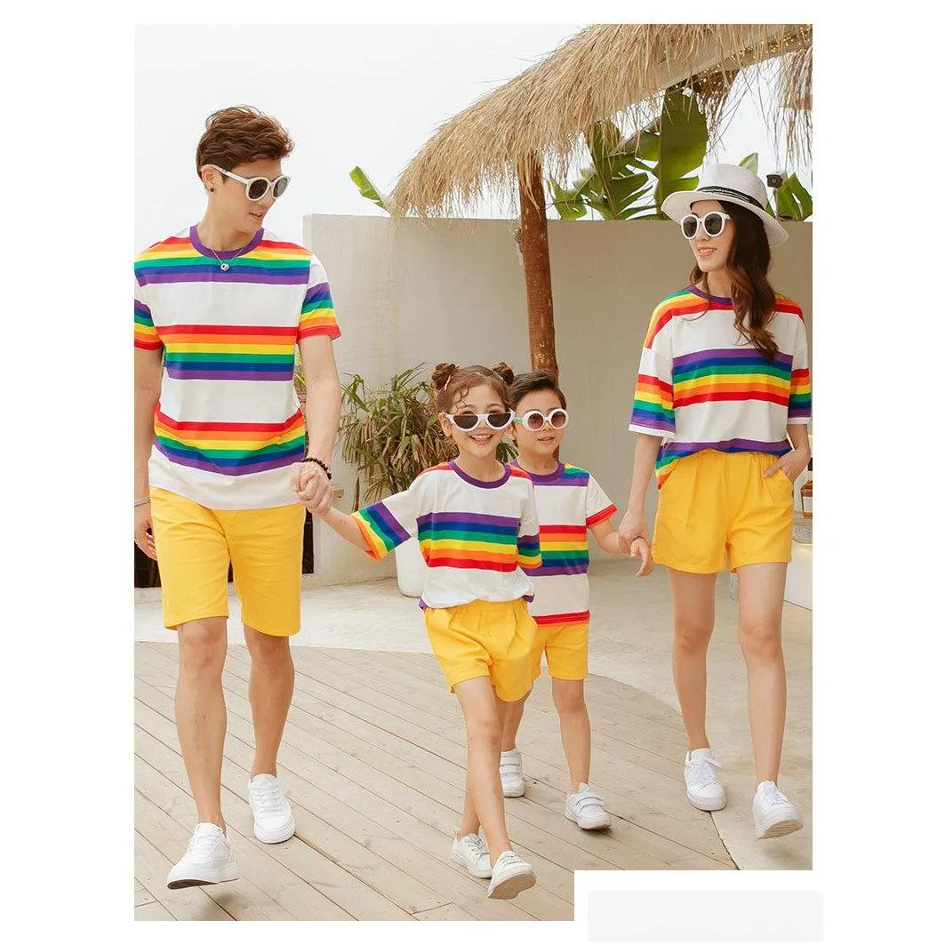 2019 new arrival family matching outfits summer t shirts comfortable colorful and yellow