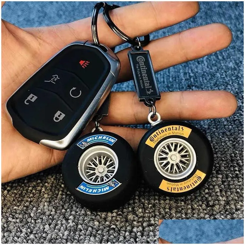 2021 new key charm detachable hub keychain luxury uni car mini racing wheel tire