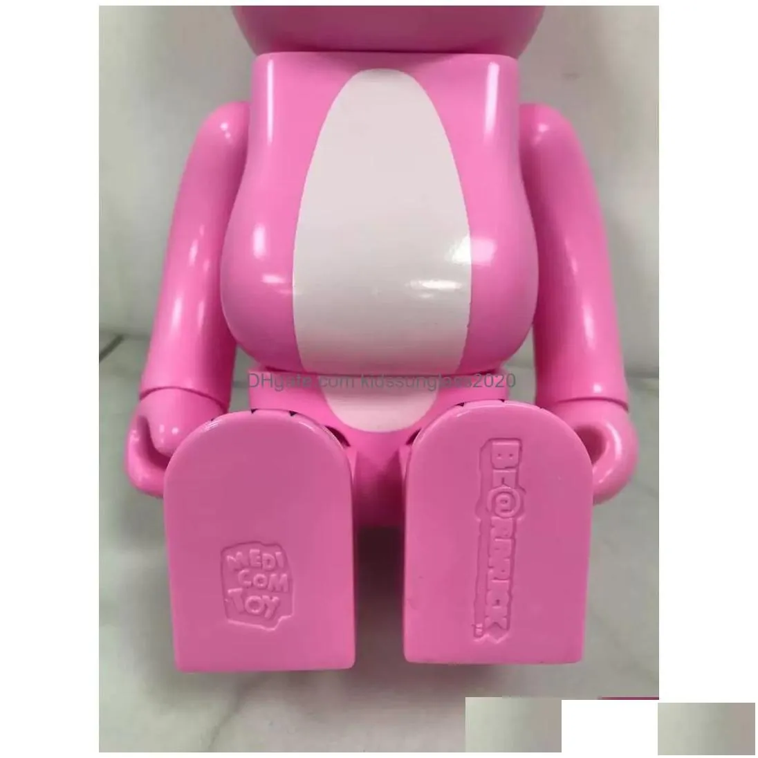 Action Toy Figures 400 Bearbrick Bearbricks Pvc Material Plastic Teddy Bear Cartoon Silly 28Cm Gift Doll Medicom Drop Delivery Toys