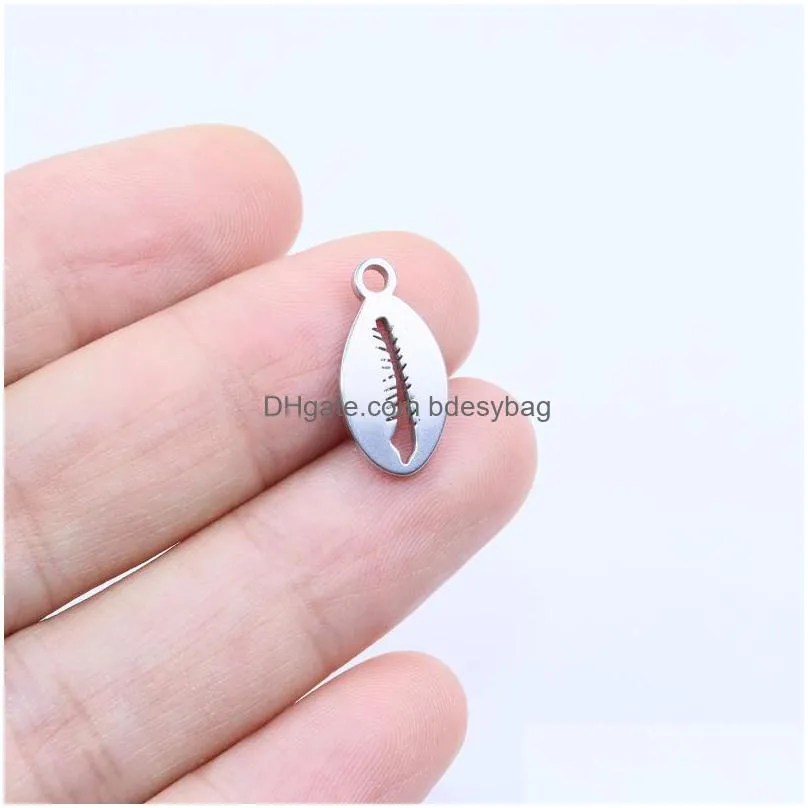 charms 10pcs wholesell stainless steel high quality pretty sea shell pendant diy necklace earrings bracelets unfading 2 colors