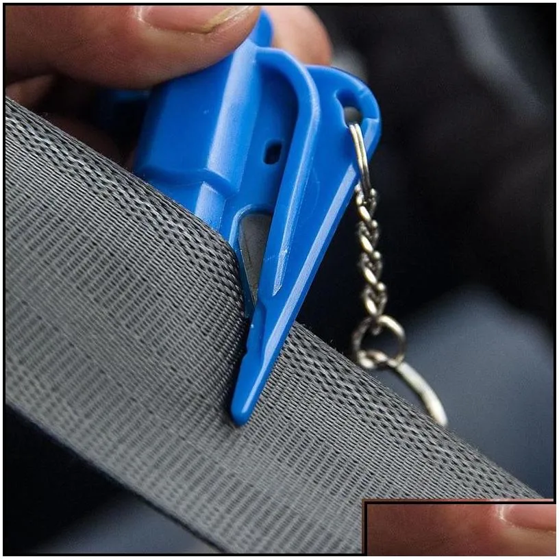Keychains Lanyards Life Saving Hammer Key Chain Rings Portable Self Defense Emergency Rescue Car Accessories Seat Belt Window Brea