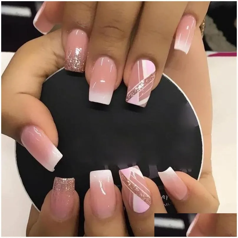 24pcs short false nails coffin nude pink design artificial ballerina fake with glue full cover nail tips press on 220708