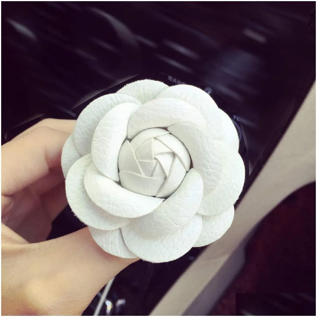 pins brooches camellia brooch pin flower leather for women drop delivery 2022 amajewelry amifa
